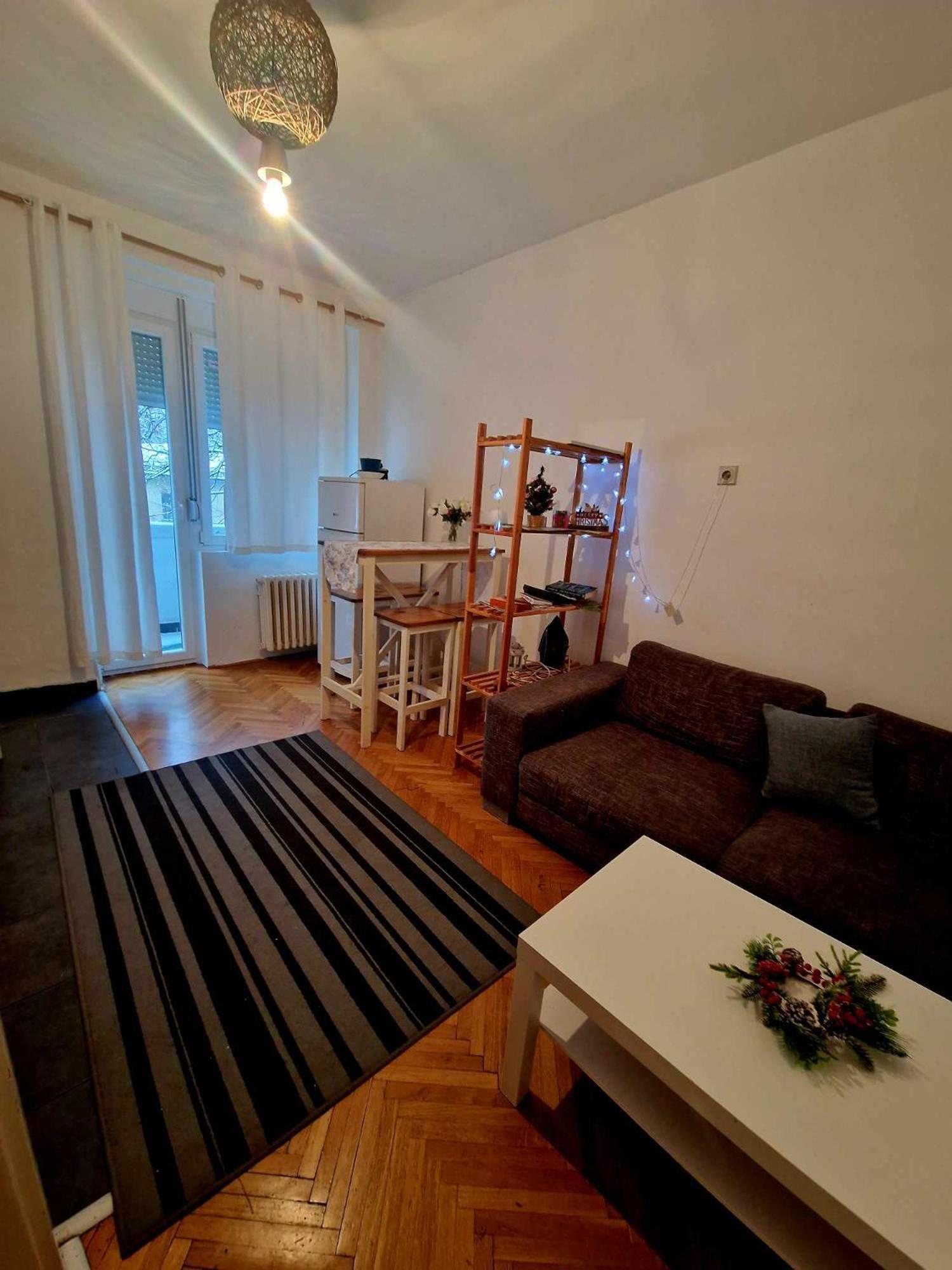 Central Station Private Rooms Belgrade Exterior photo